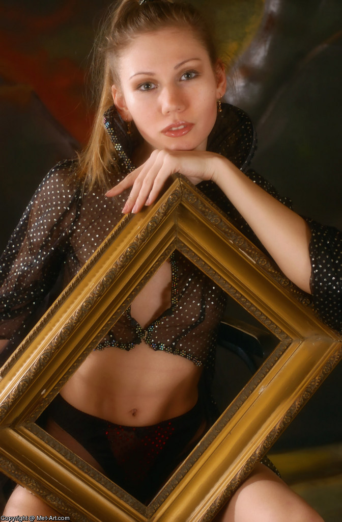 LINDA B