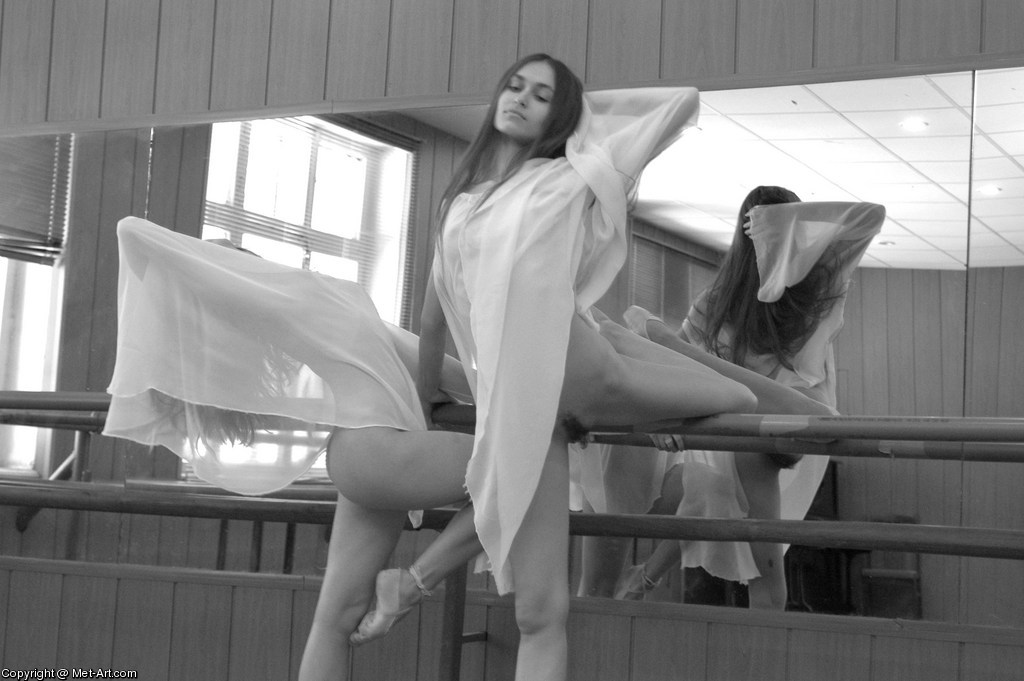 JASMINE A & ULIYA E