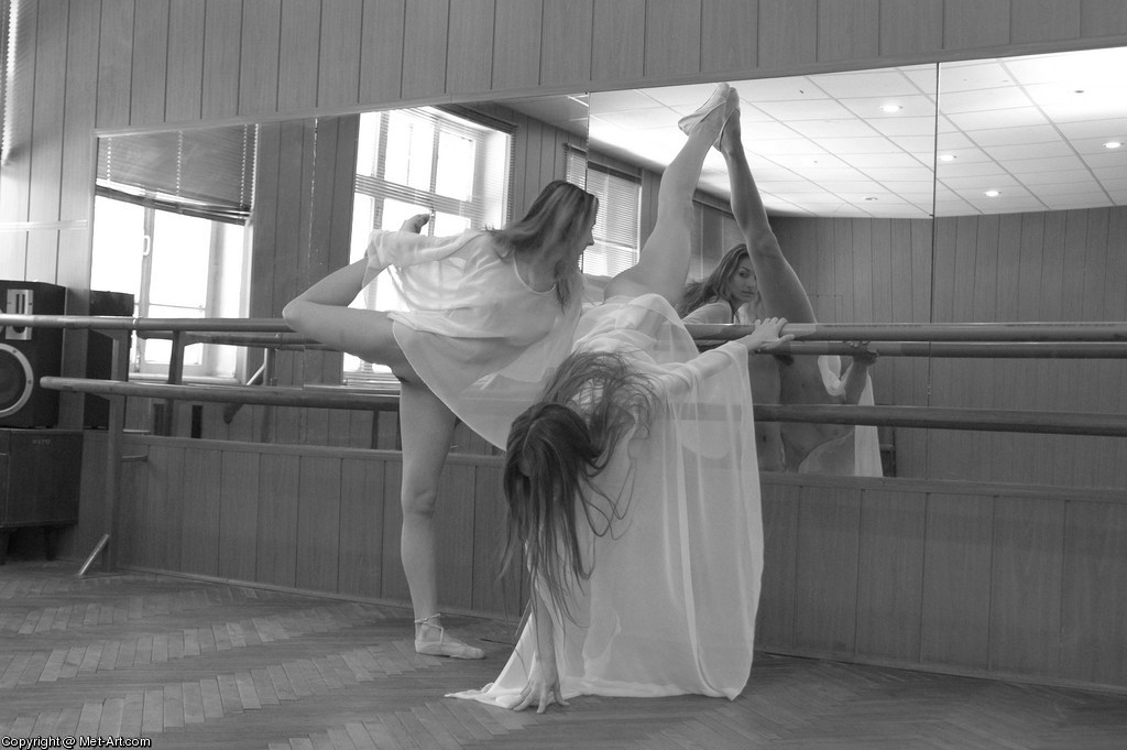 JASMINE A & ULIYA E