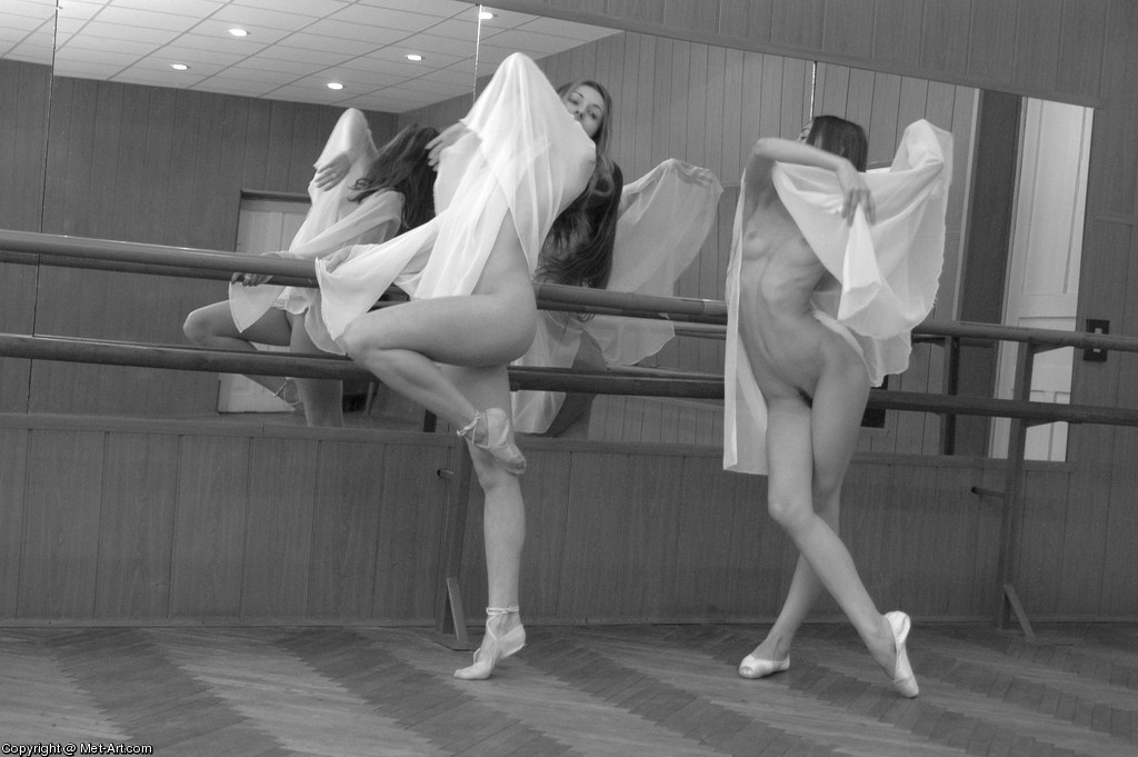JASMINE A & ULIYA E