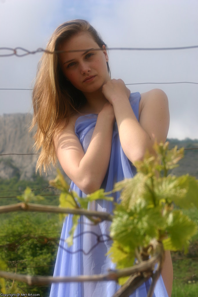 JULIA I