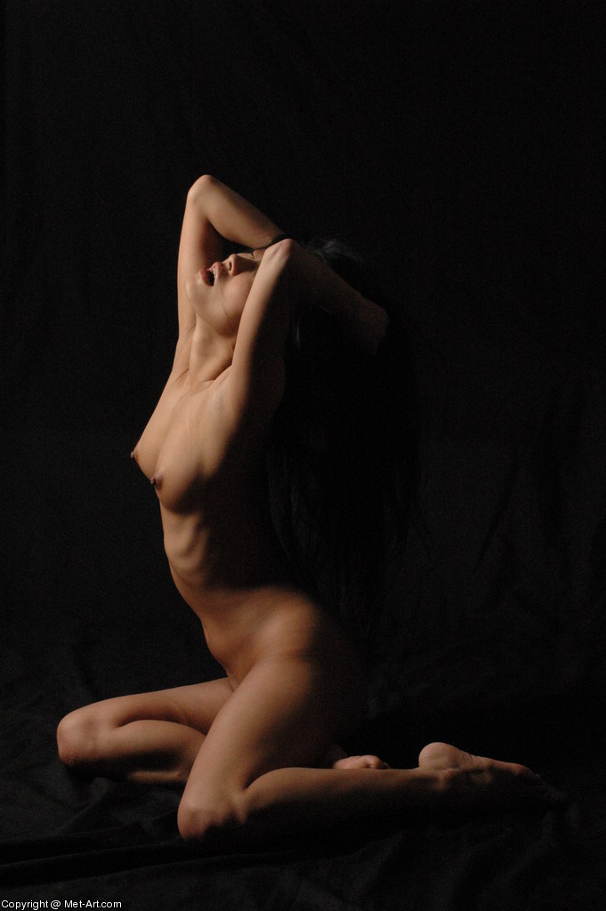 NIKINA A