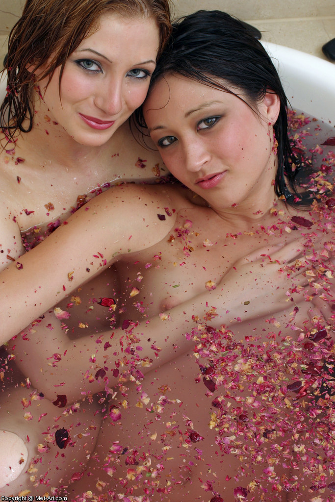 JACINTA A & AMECYLIA A