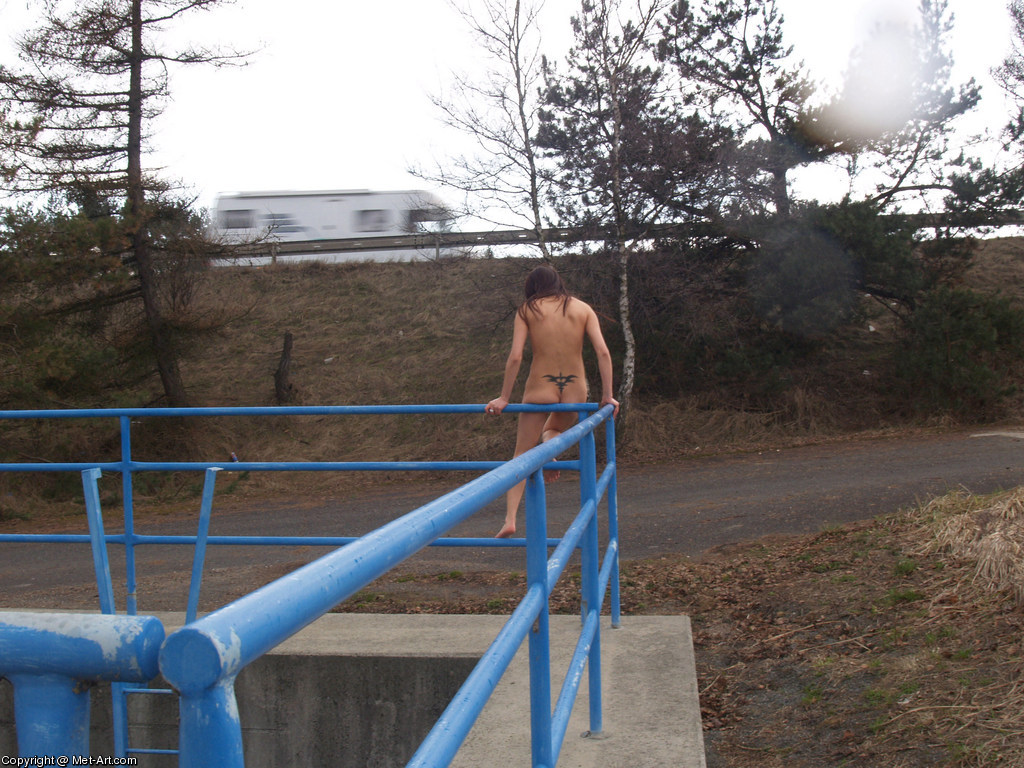AGNES A