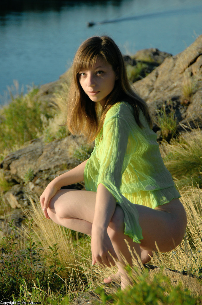 ELENA B