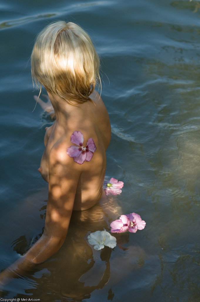 VERONIKA A