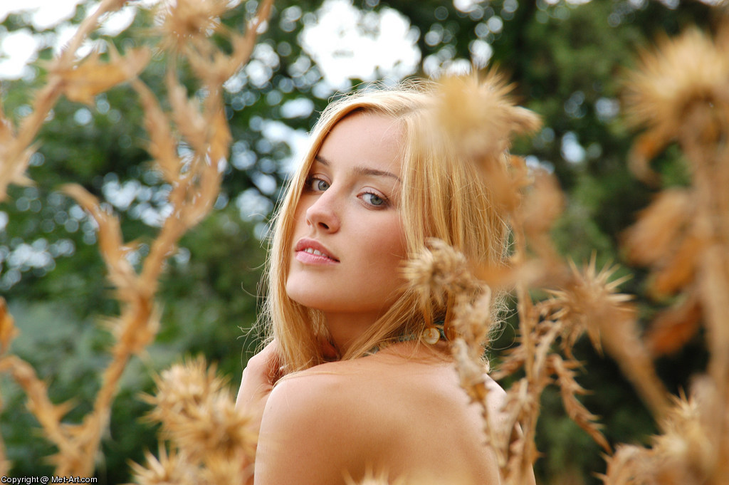 LIZA B