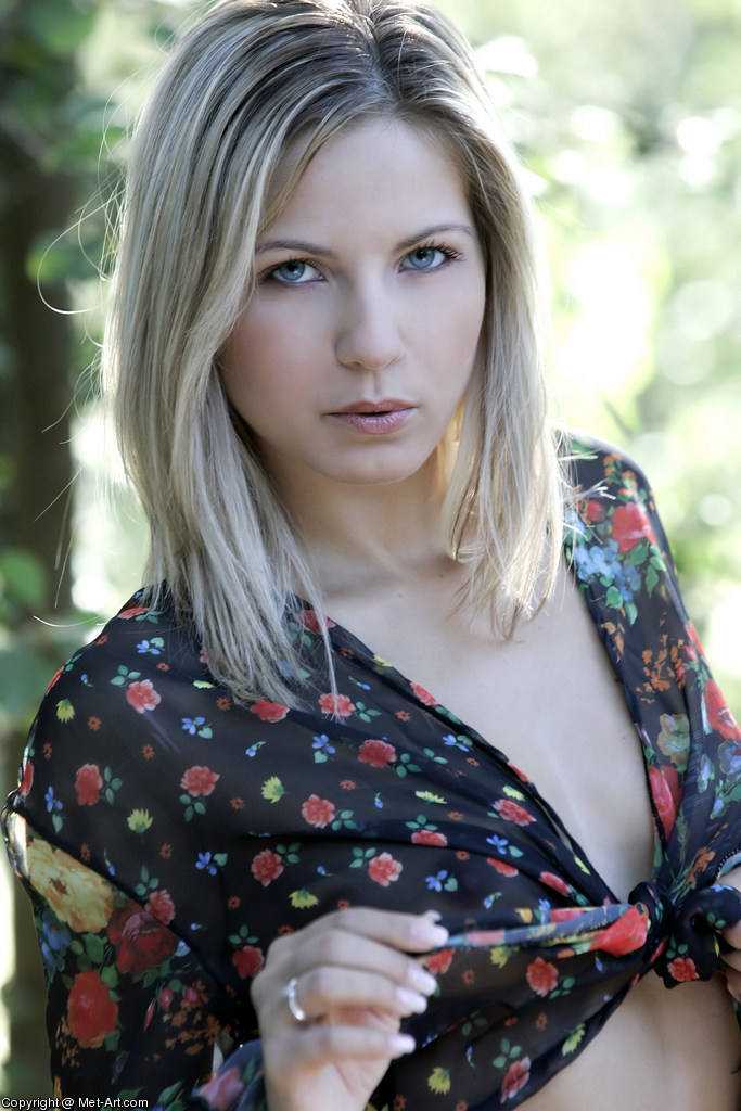 JENNI A