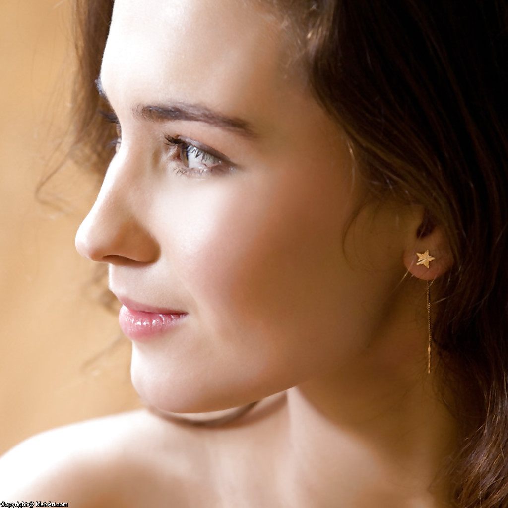 FRANCINE A
